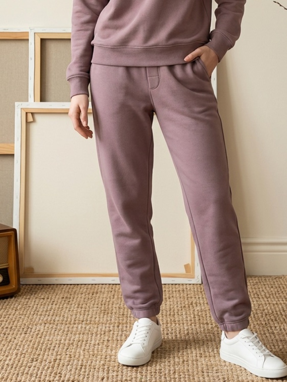 NWOT VRST Unisex Purple Fleece Joggers Sweatpants - Size Small